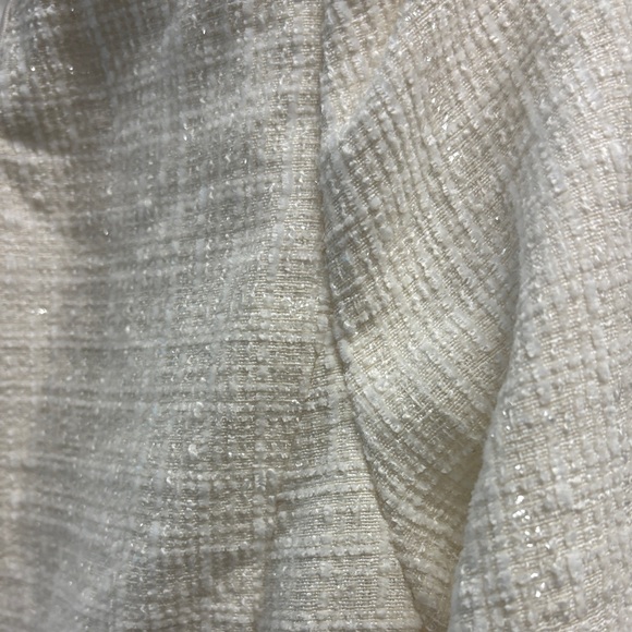 L'ATISTE Textured Cream Blazer with Pearl Button - Picture 8 of 10